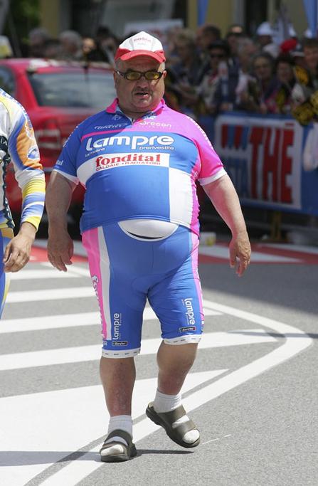 fat guy on bike pic. Fat Guy in a Kit